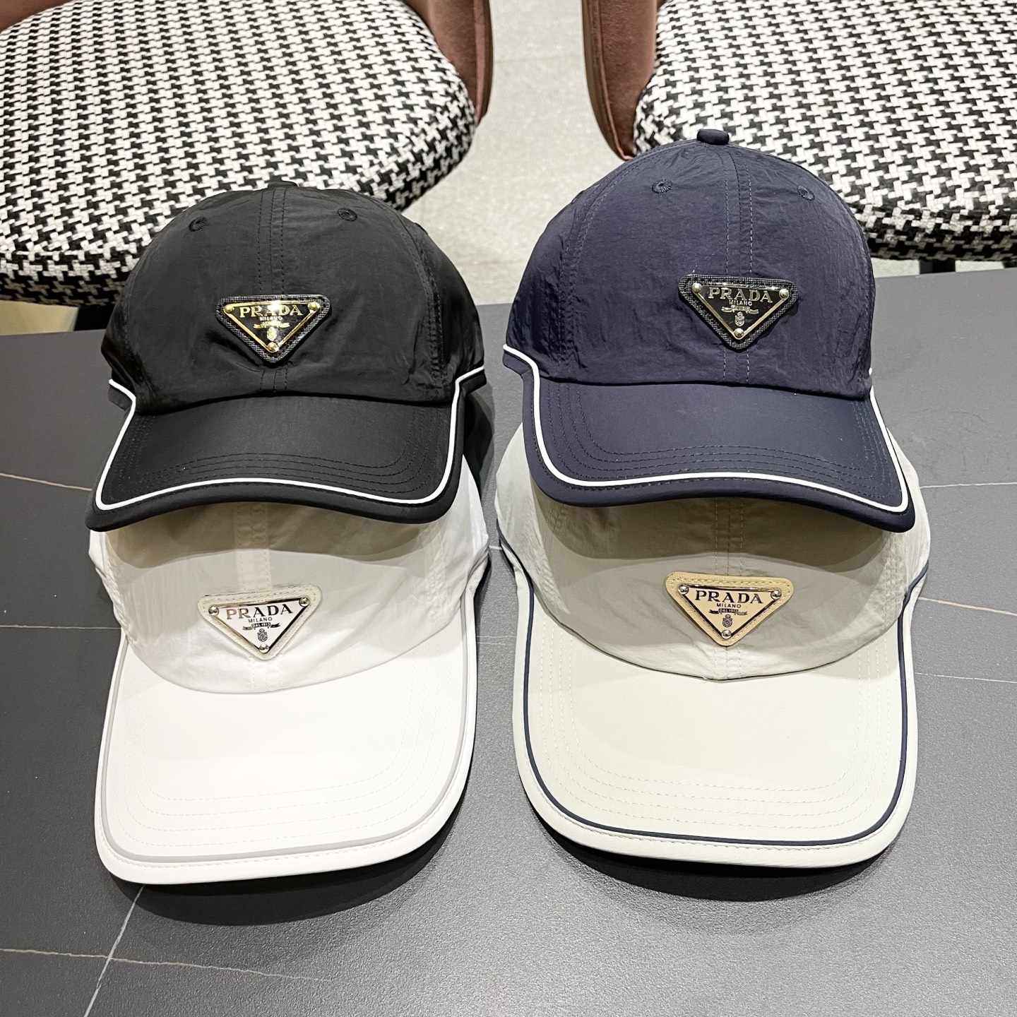 Prada Cap 092001